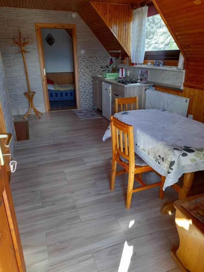 Harmonia Vendeghaz 100 Meterre Az Igali Gyogyfuerdotol公寓 外观 照片